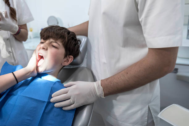 Best Emergency Broken Tooth Repair in Fountainebleau, FL